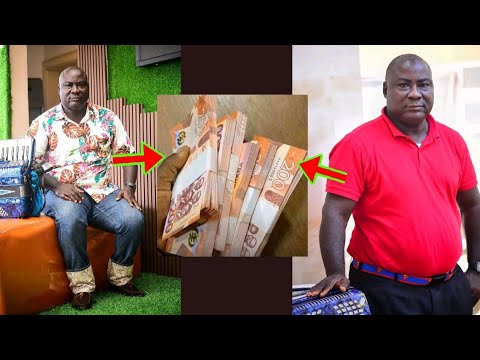 Read more about the article Evg Edward Akwasi Boateng Reaction As He Receives A Huge Amount Of Money As A Gift