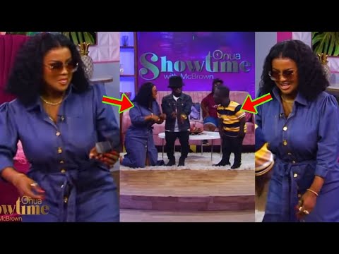 Read more about the article D!srespect? See The Reaction Of These Short People After Mcbrown Kn£lt To Be Like Them On Her Show