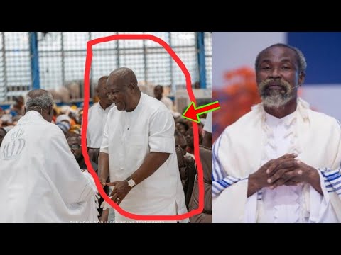 Read more about the article Prophet Adom Kyei Duah Reveals What He Shockingly Saw Around John Mahama When He Came To His Church