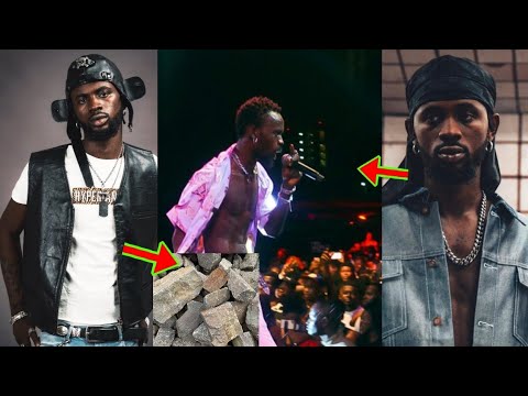 Read more about the article Very Bad! Unknown Person Støned Black Sherif At Berekum While Performing, See Black Sherif Reaction